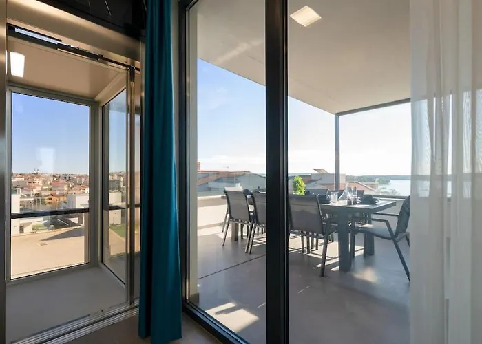 Nerra - Medulin, Mukalba Vila