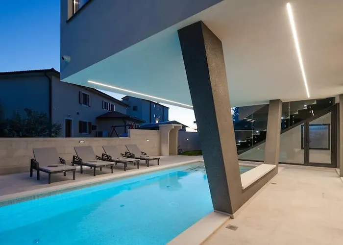 Nerra - Medulin, Mukalba Vila Medulin