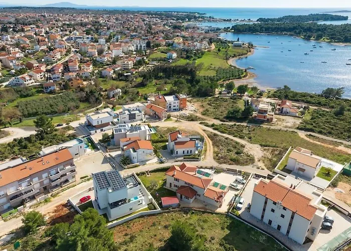 Nerra - Medulin, Mukalba 메덜린